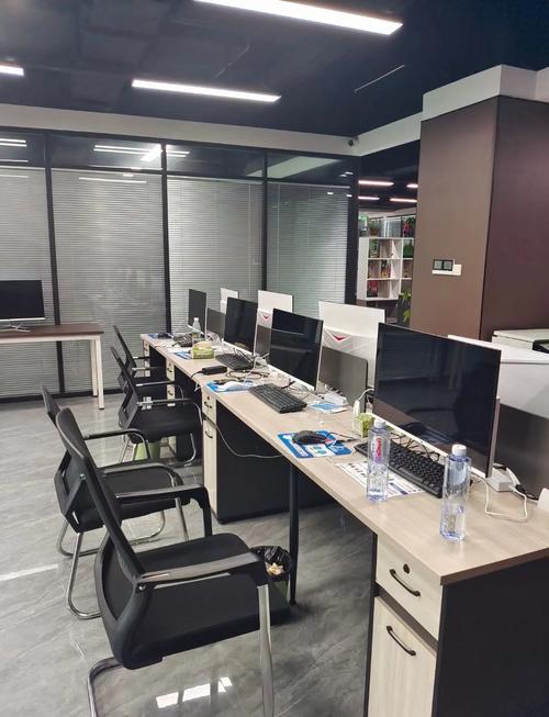 电脑桌面壁纸怎么设置