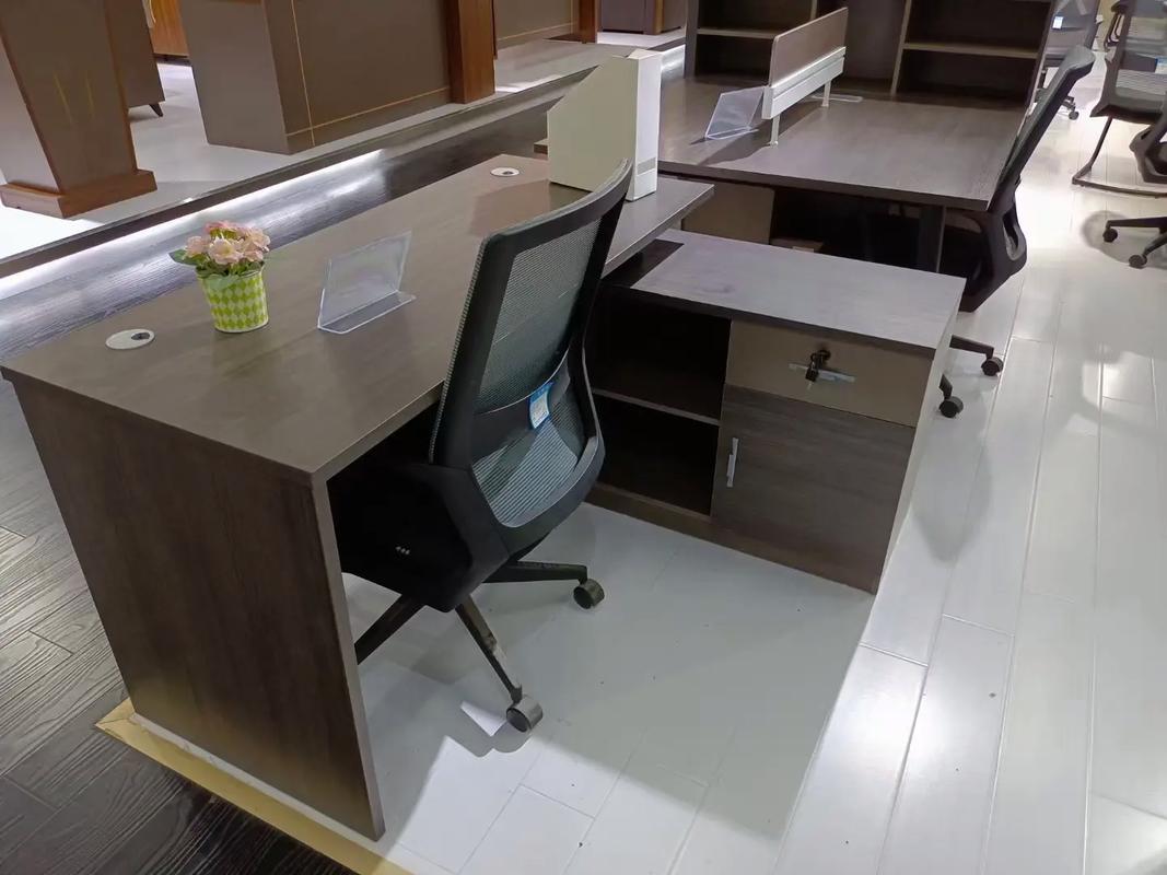 办公桌沙发评语 办公桌沙发评语