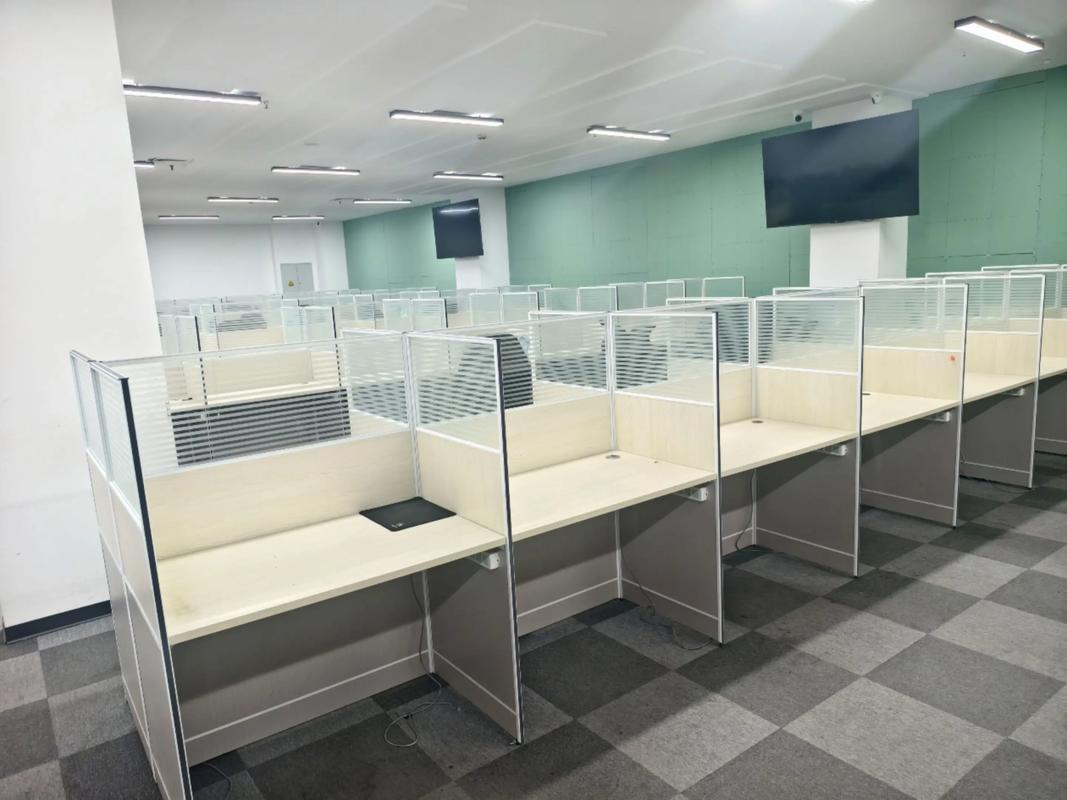 屏风工作位有哪些款式 ? 屏风工作位有哪些款式 ?