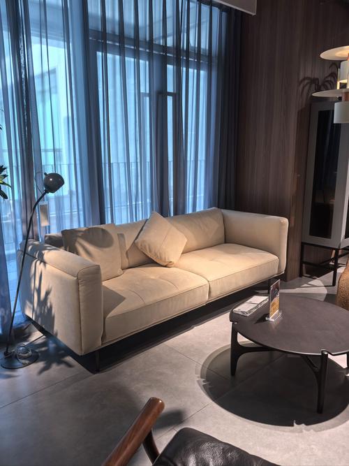 沙发为什么是沙而不是纱?